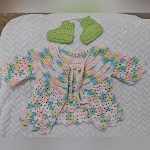 Handmade Baby Sweater and Booties🤍